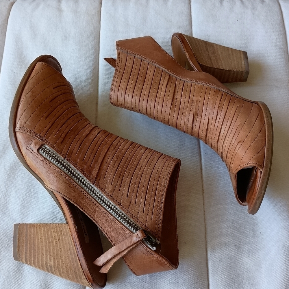 Paul Green Women's Tan Peep-Toe Ankle Boots_6.5